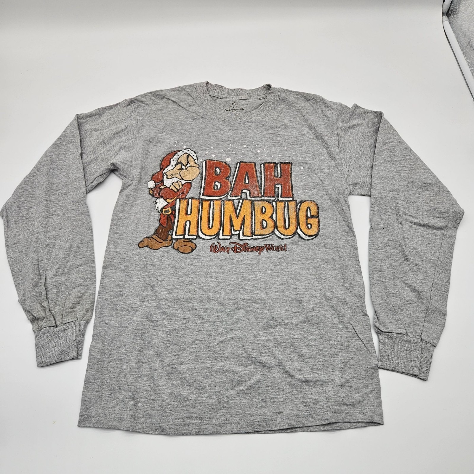 Walt Disney World Bah Humbug Grumpy Santa Shirt Small Gray Long Sleeve